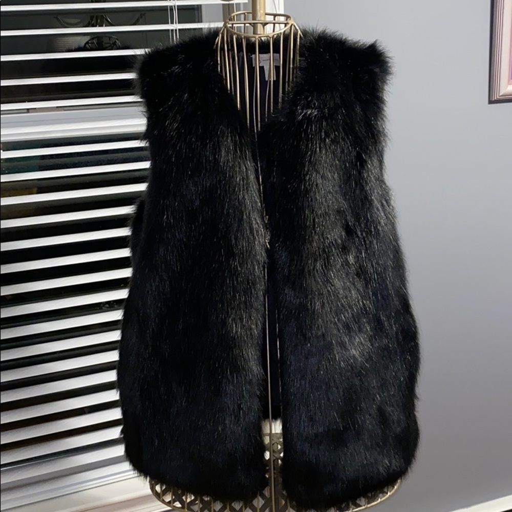 Dress Barn Black Faux Fur Vest